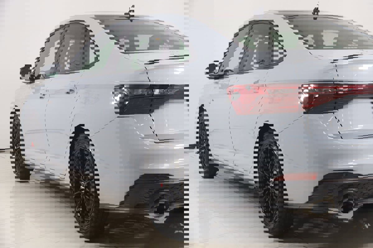 Used 2025 Volkswagen Jetta GLI Autobahn image 24