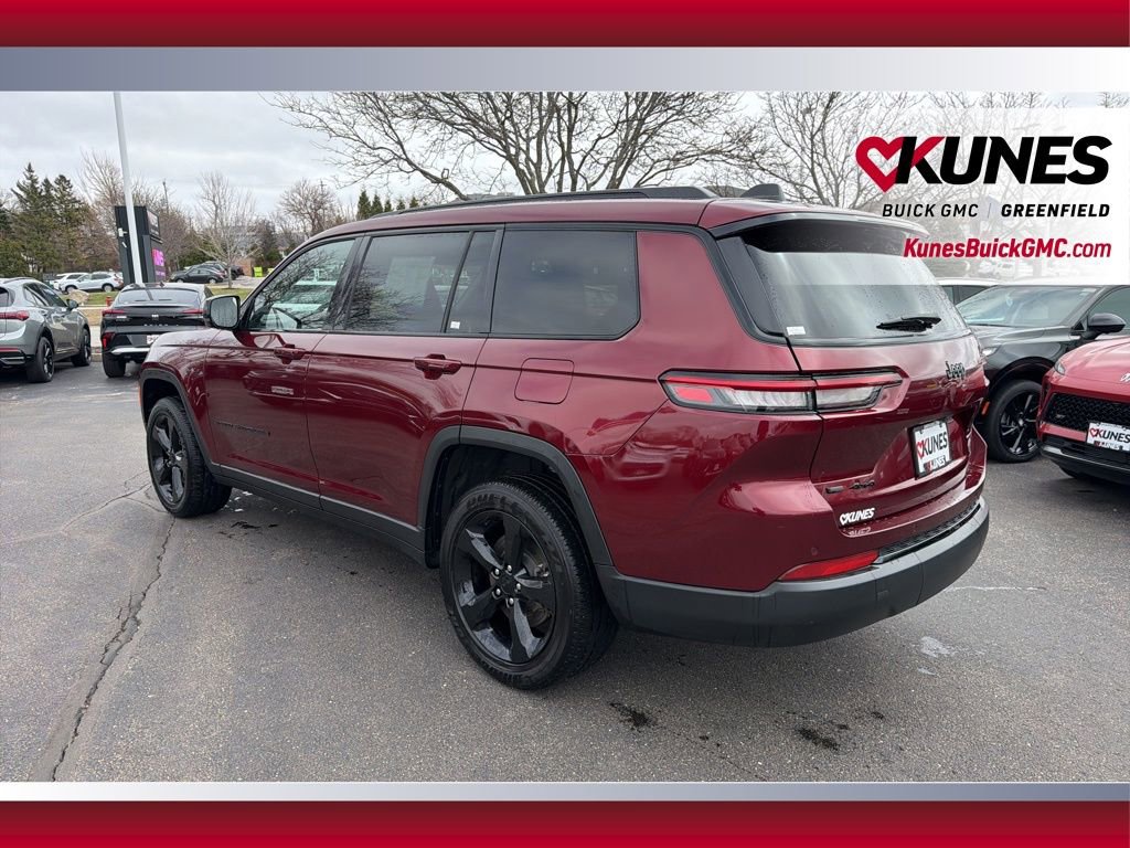 Used 2023 Jeep Grand Cherokee L Laredo image 9