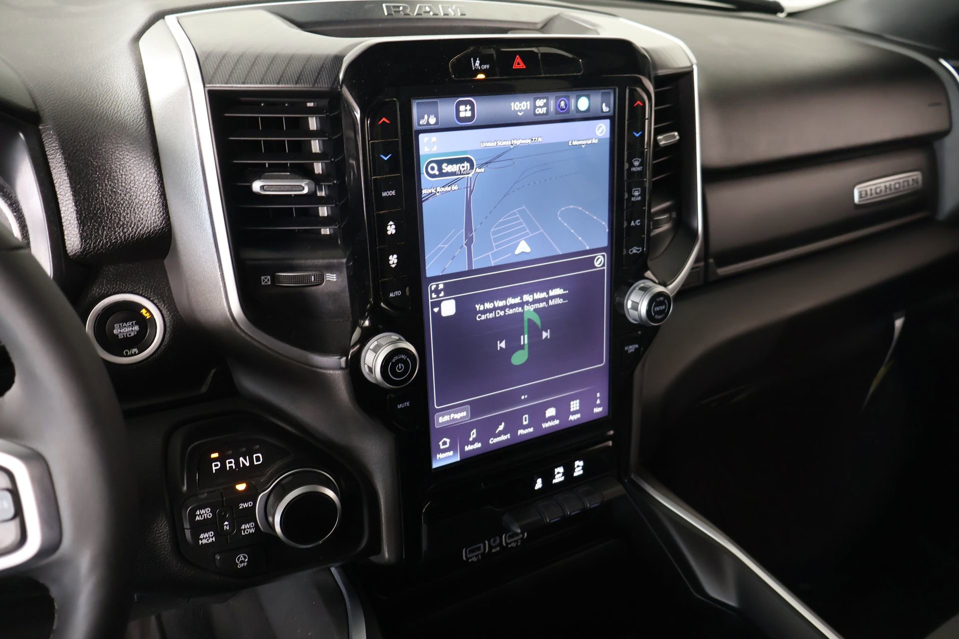 Used 2025 RAM 1500 Big Horn AWD/4WD image 5