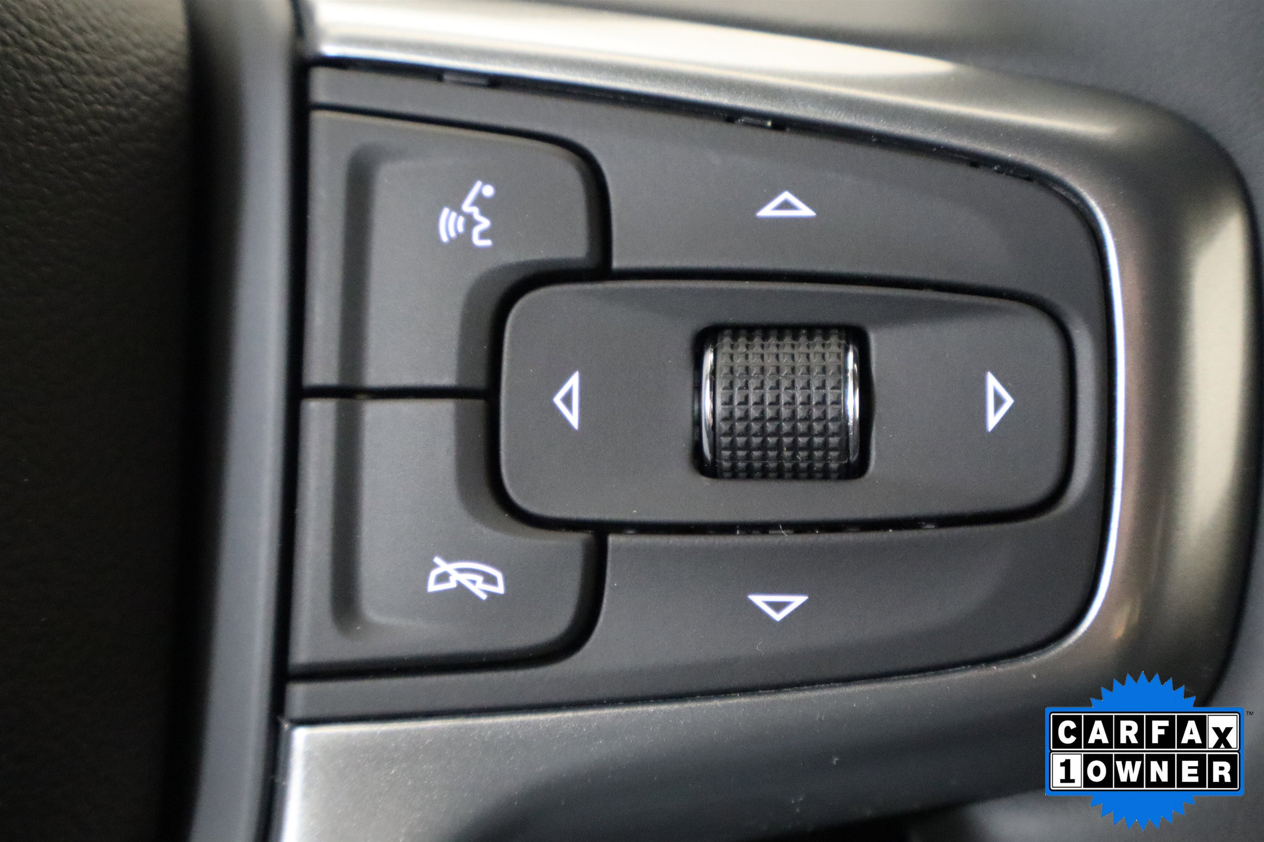 Used 2024 Chevrolet Silverado 1500 LT w/ Safety Package image 30