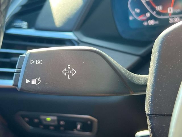 Used 2020 BMW X7 M50i w/ Dynamic Handling Package AWD/4WD image 34