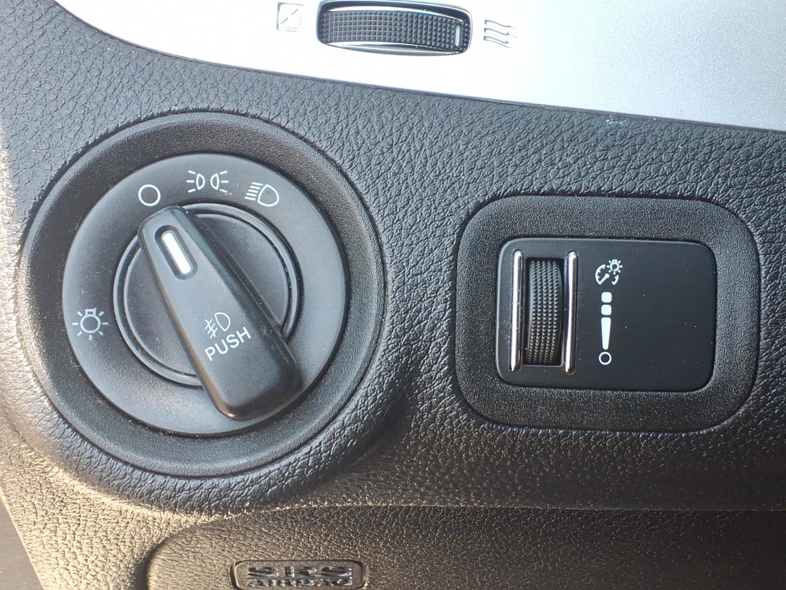 Used 2016 Dodge Journey SXT w/ Premium Group FWD image 22