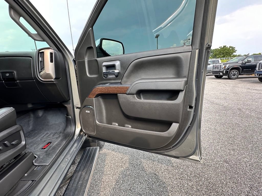 Certified 2018 GMC Sierra 1500 Denali w/ Denali Ultimate Package AWD/4WD image 15