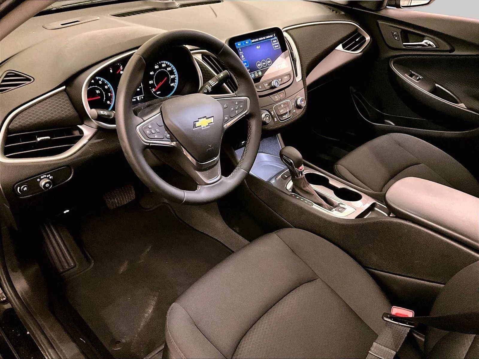 Used 2024 Chevrolet Malibu RS image 12