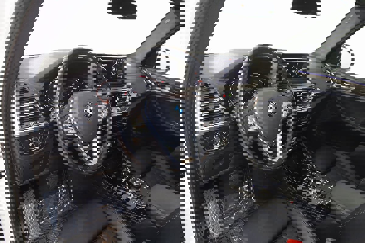 Used 2022 BMW X4 xDrive30i w/ Convenience Package image 28