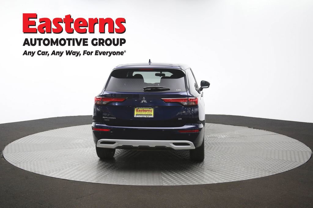 Used 2022 Mitsubishi Outlander SE AWD/4WD image 27