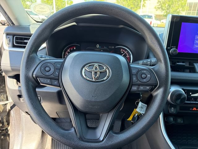 Certified 2023 Toyota RAV4 LE AWD/4WD image 14