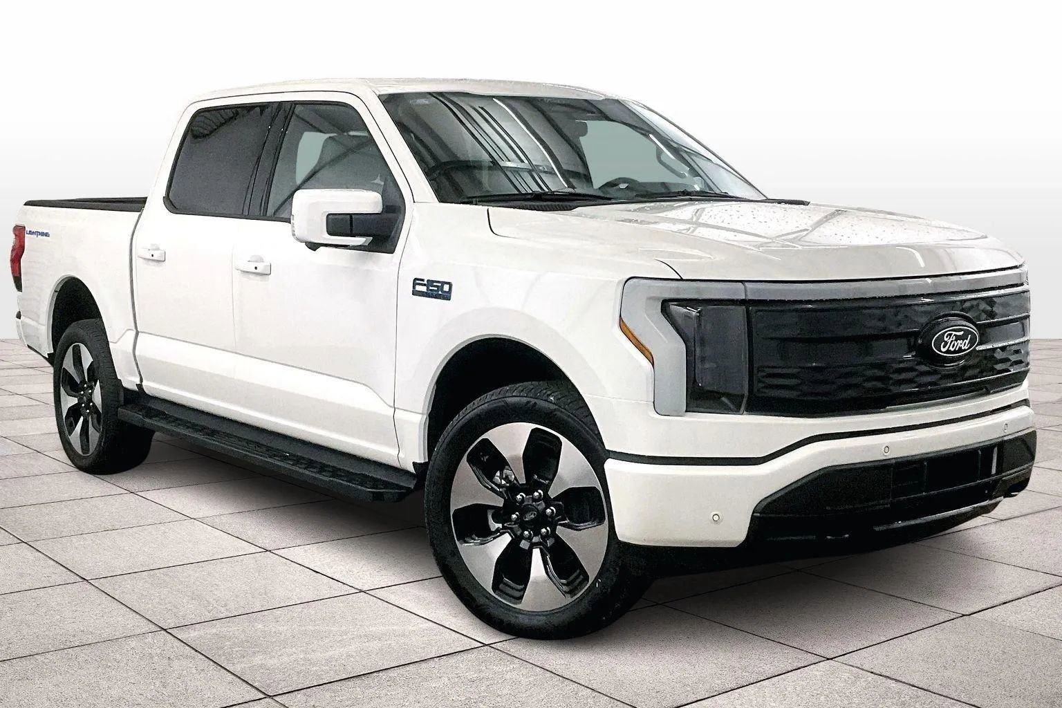 New 2025 Ford F150 Lightning Platinum image 2
