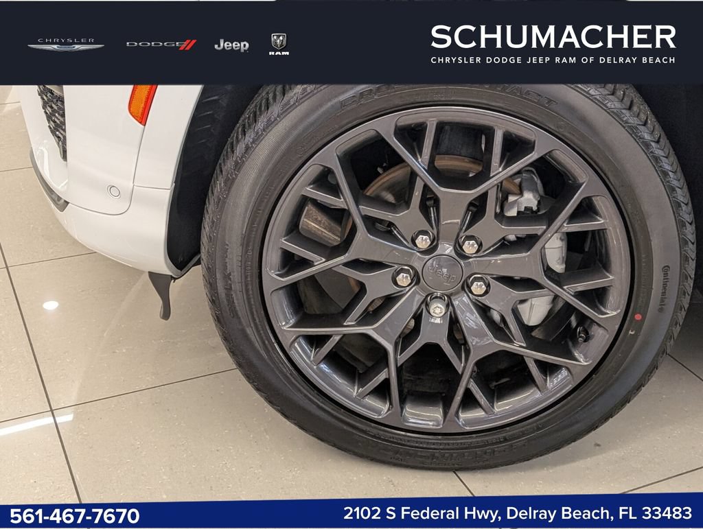 New 2025 Jeep Grand Cherokee Summit AWD/4WD image 4