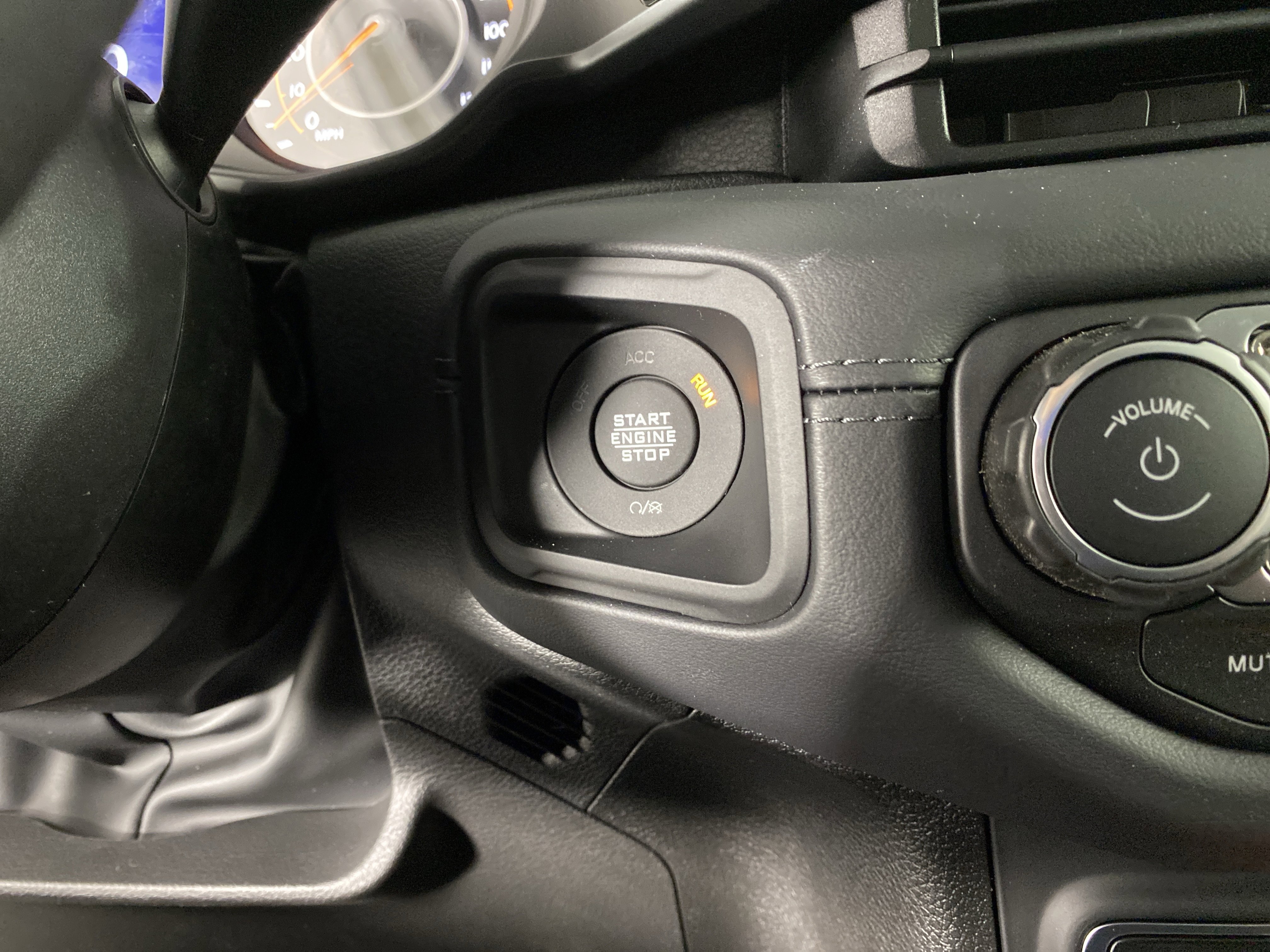 New 2026 Jeep Gladiator Mojave image 23