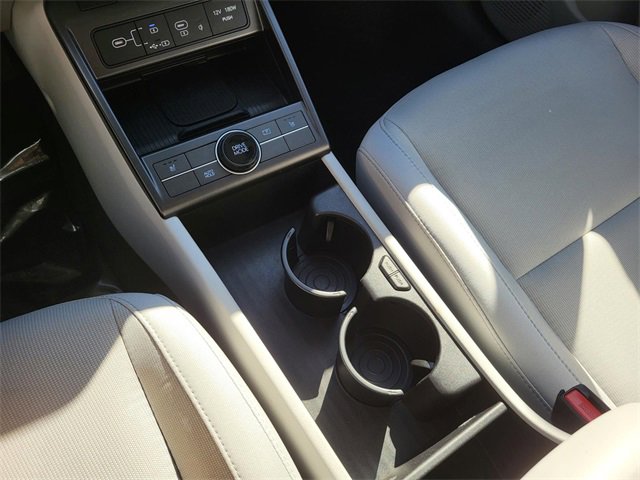 Certified 2025 Hyundai Kona SEL image 25