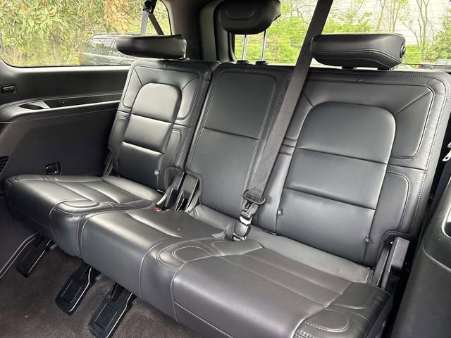 Certified 2022 Lincoln Navigator L Reserve image 18