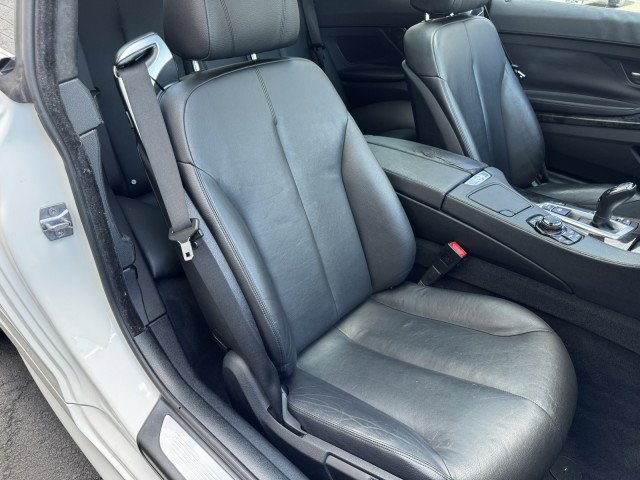 Used 2013 BMW 640i Coupe image 32