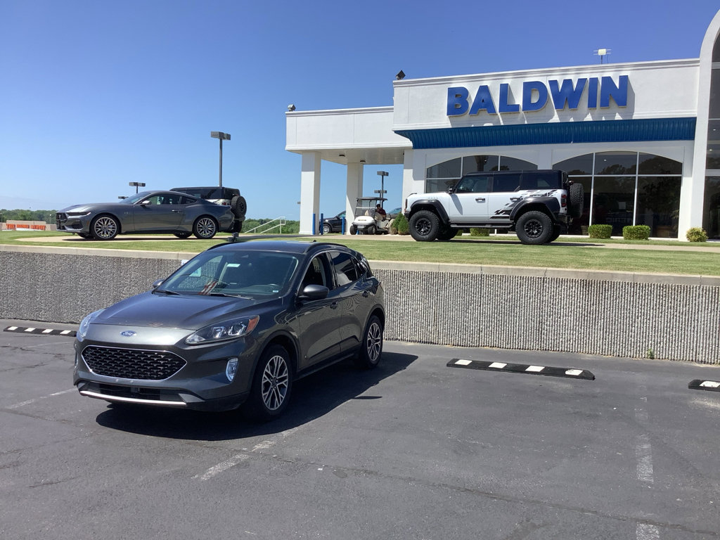 Used 2020 Ford Escape SEL AWD/4WD image 3