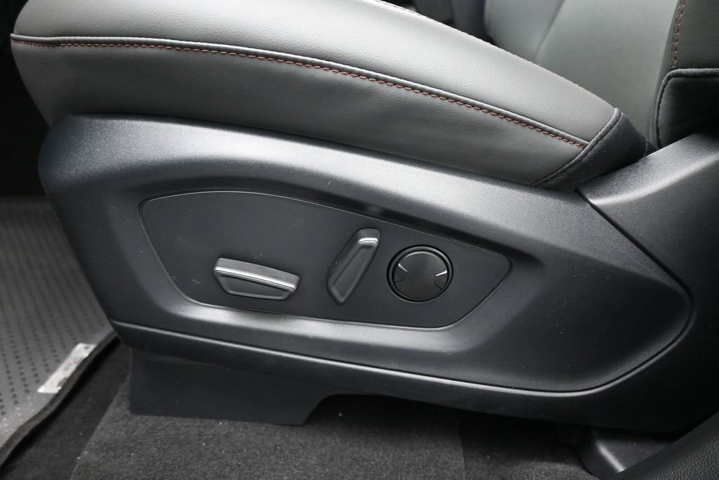 New 2026 Ford Explorer Active w/ Active Comfort Package RWD image 10