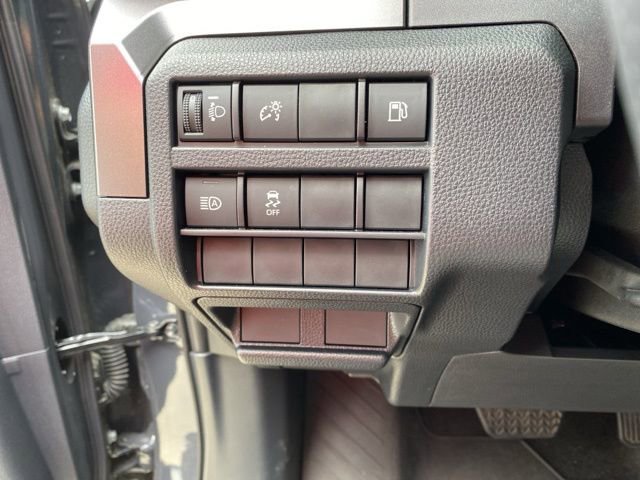 Used 2025 Toyota 4Runner SR5 image 11