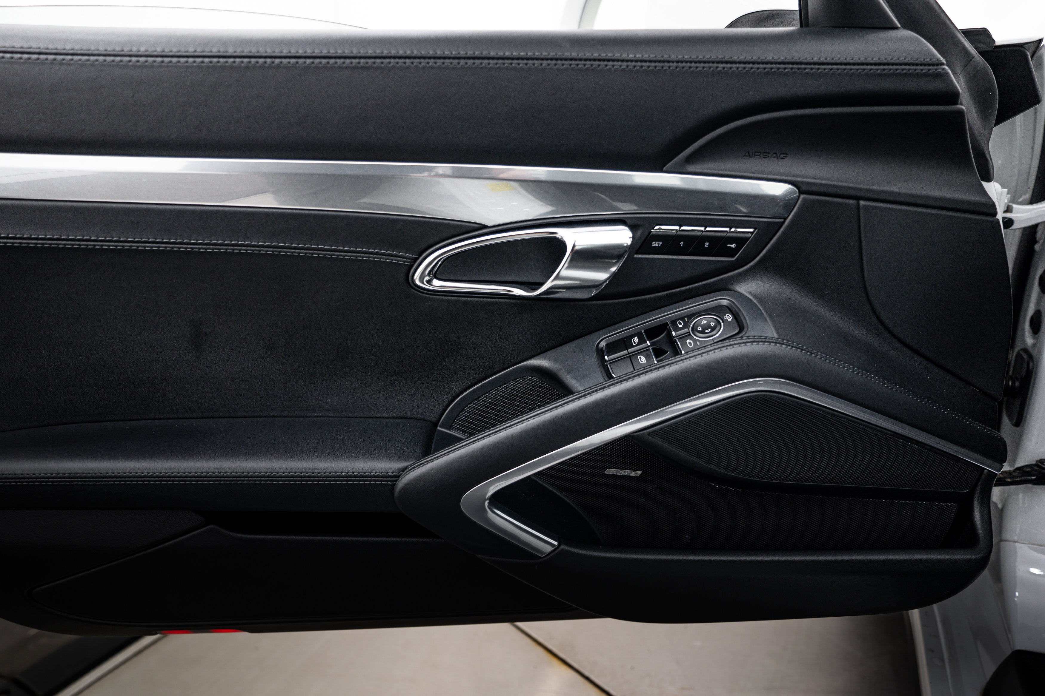 Certified 2014 Porsche 911 Targa 4S image 22