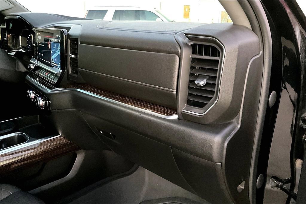 Used 2023 GMC Sierra 1500 Elevation w/ X31 Off-Road Package image 19