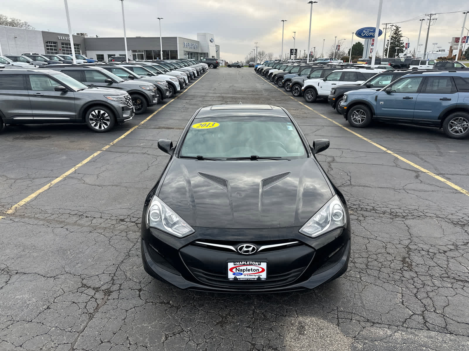 Used 2013 Hyundai Genesis 2.0T image 3
