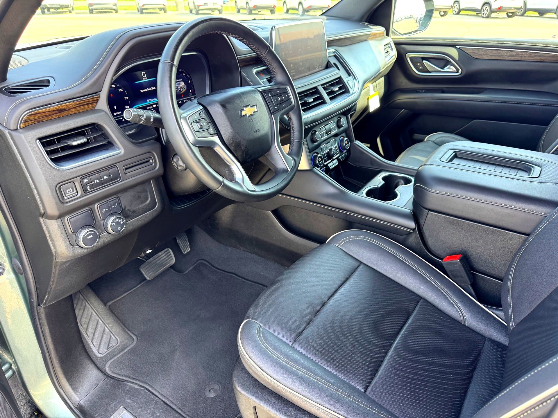 Used 2023 Chevrolet Tahoe Premier image 11