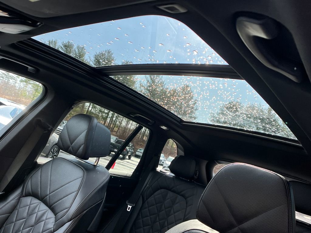 Used 2024 BMW X5 xDrive40i w/ Premium Package image 21