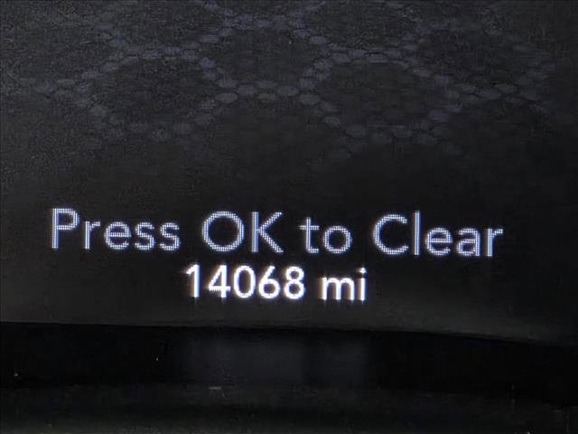 Used 2022 Dodge Charger R/T w/ Blacktop Package image 17