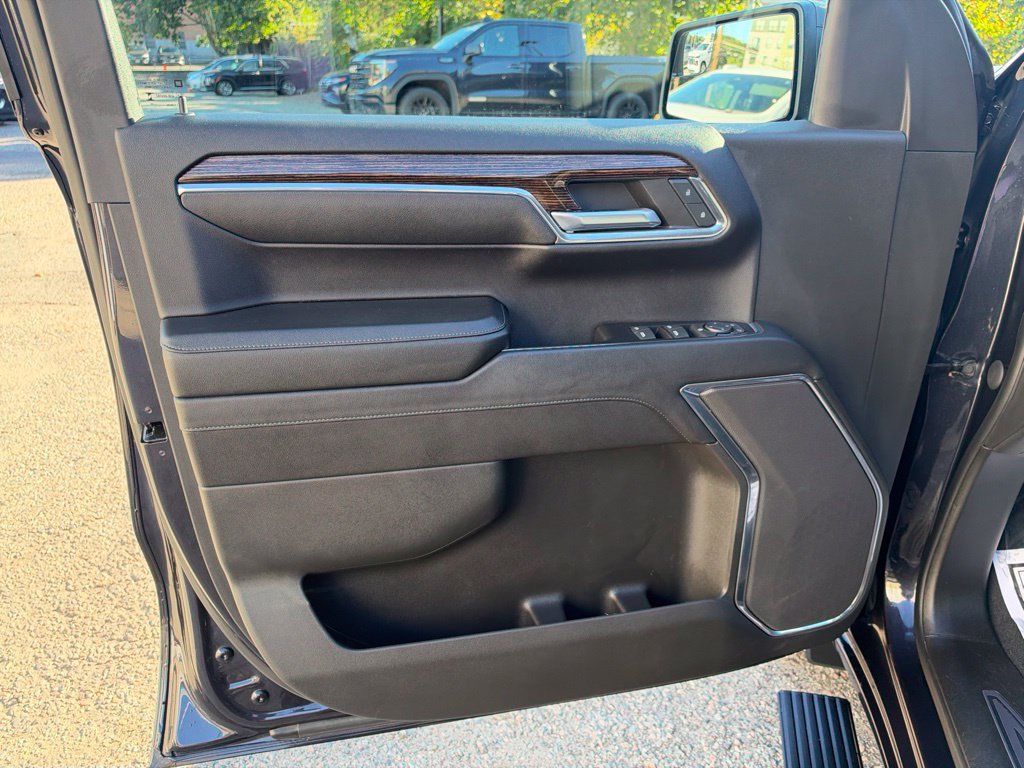 Used 2023 GMC Sierra 1500 Elevation AWD/4WD image 12