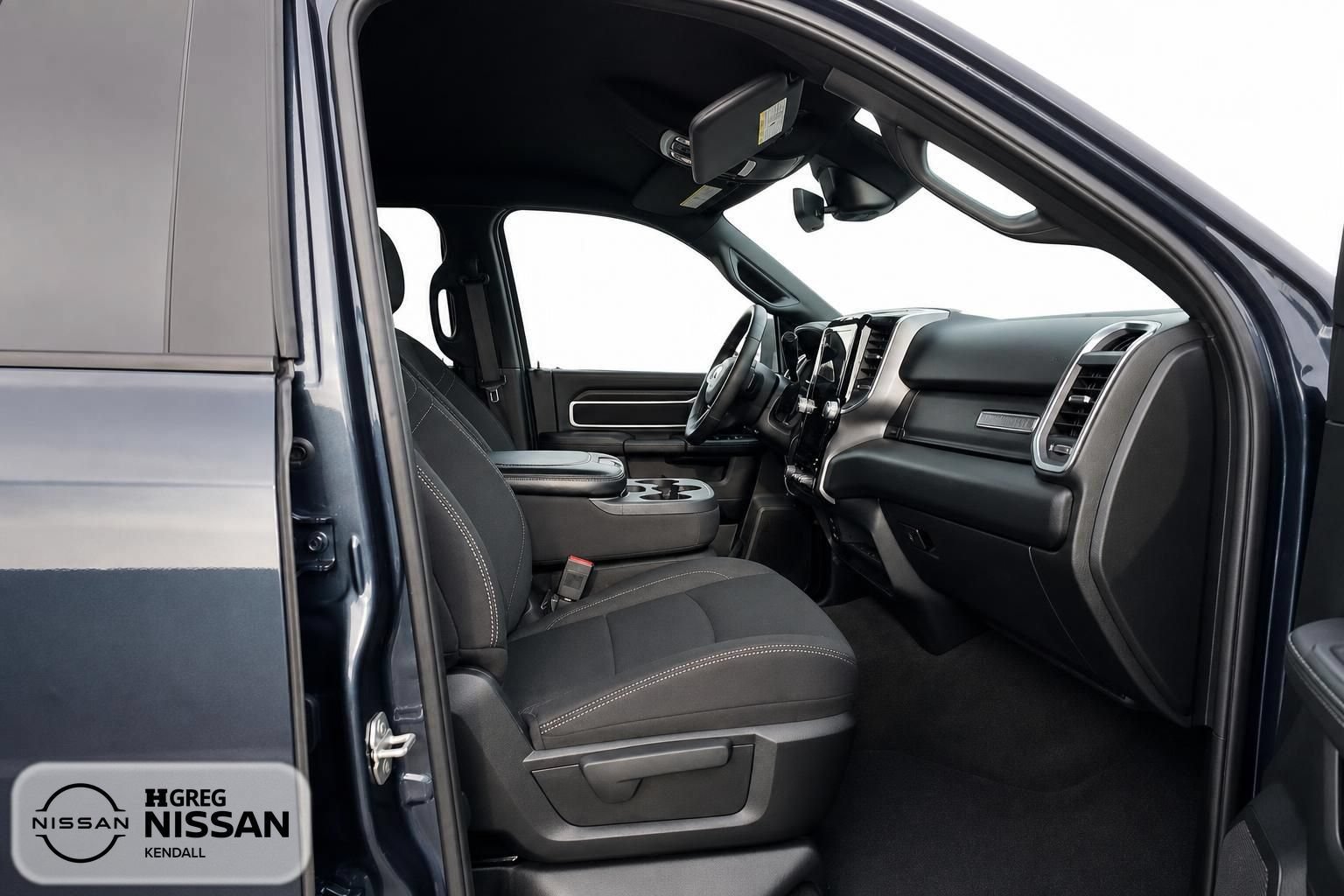 Used 2025 RAM 2500 Big Horn AWD/4WD image 10