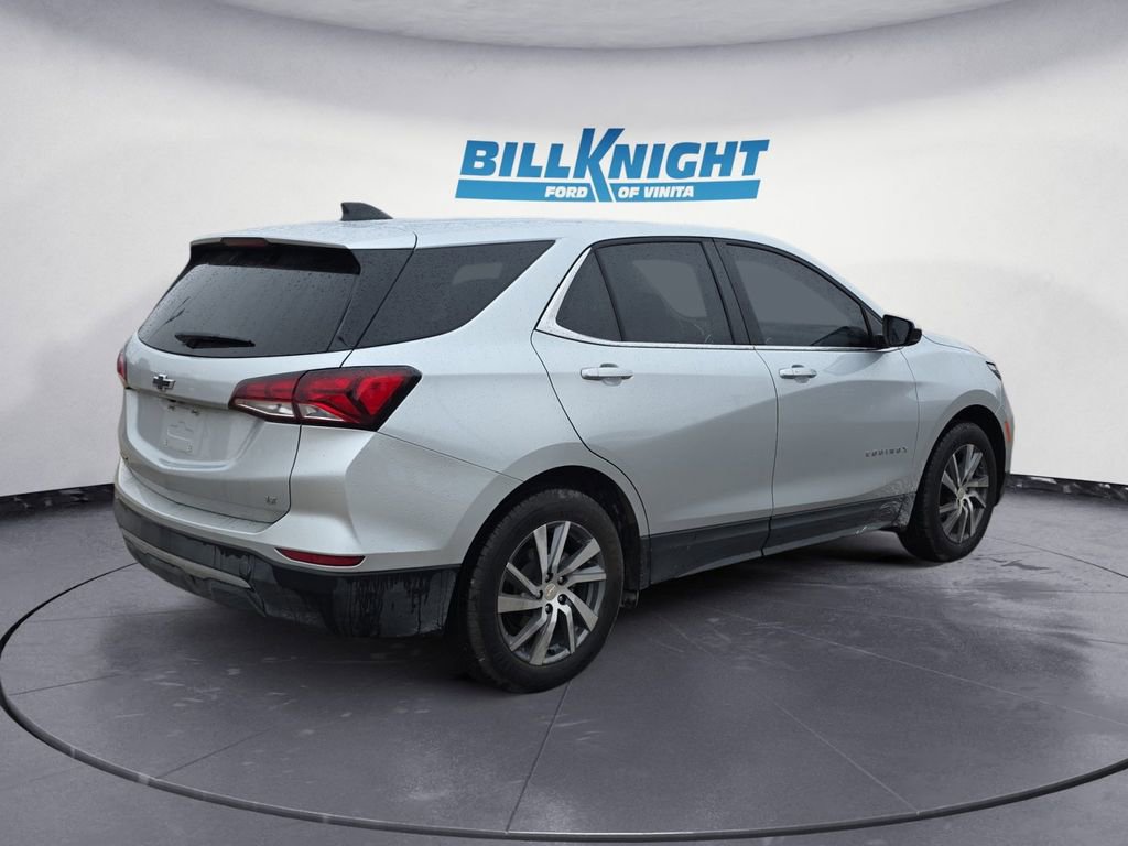 Used 2022 Chevrolet Equinox LT w/ LPO, Floor Liner Package image 5