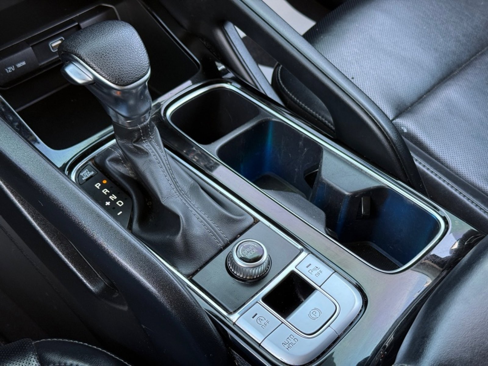 Used 2022 Kia Telluride LX image 29