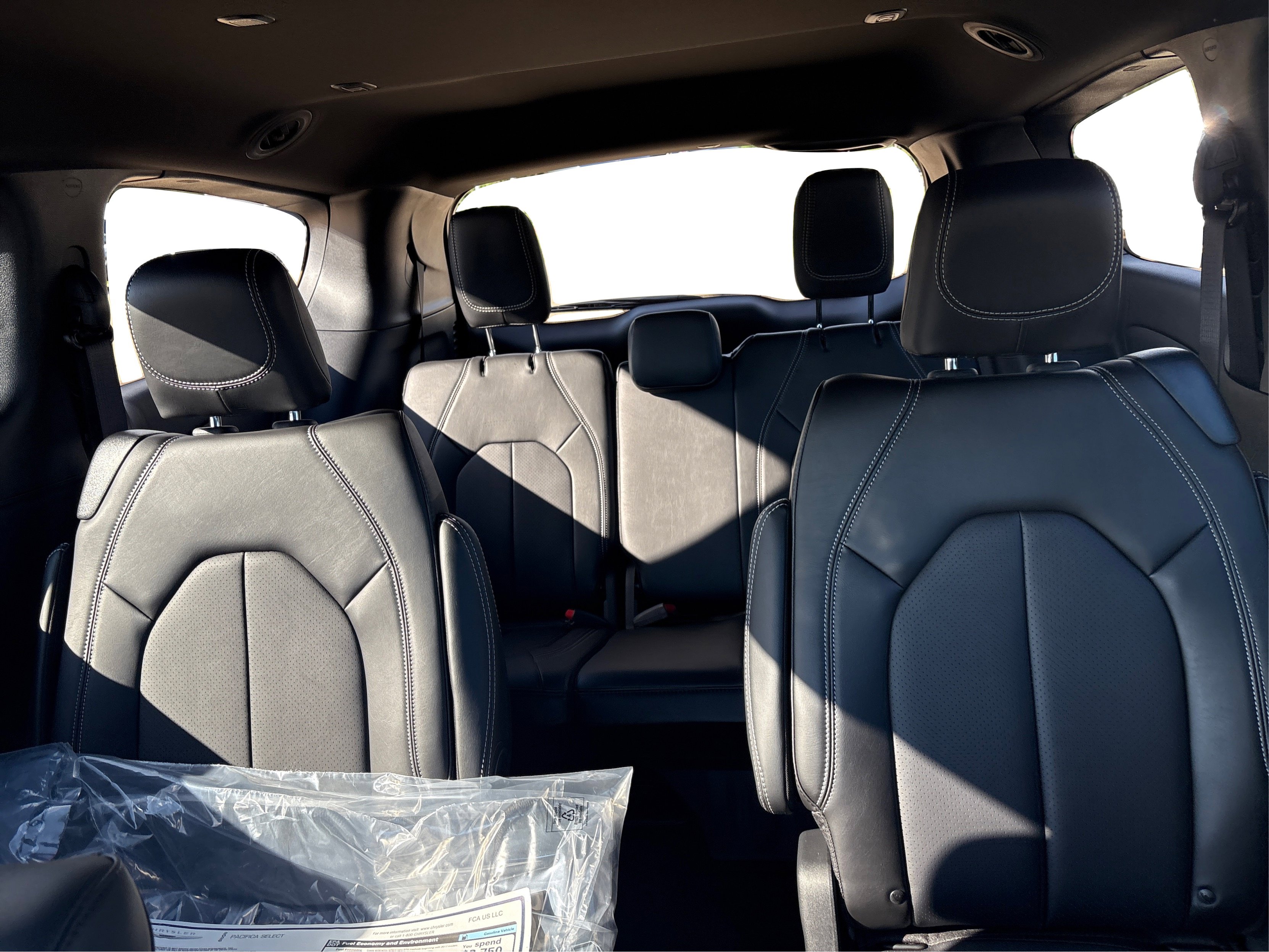 New 2026 Chrysler Pacifica Select image 17