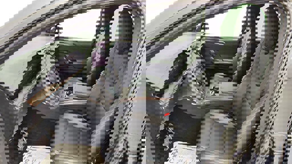 Used 2024 Tesla Model X image 24