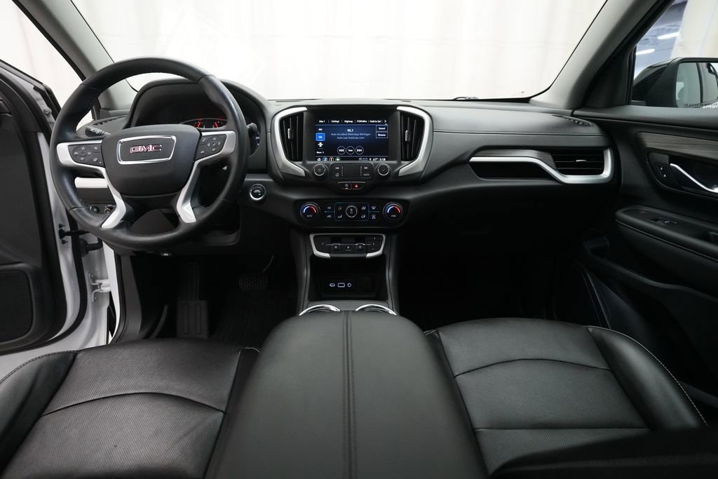 Used 2023 GMC Terrain SLT w/ Elevation Edition AWD/4WD image 5