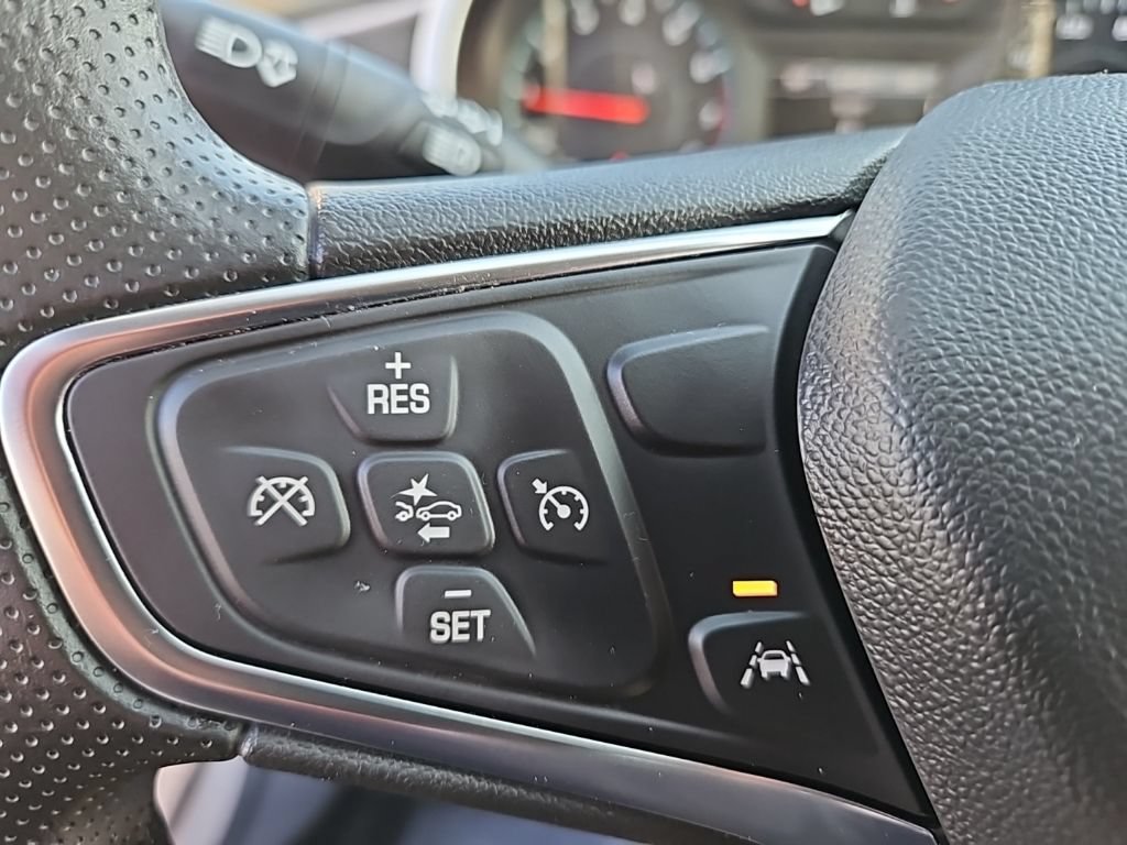 Used 2025 Chevrolet Malibu LT FWD image 12