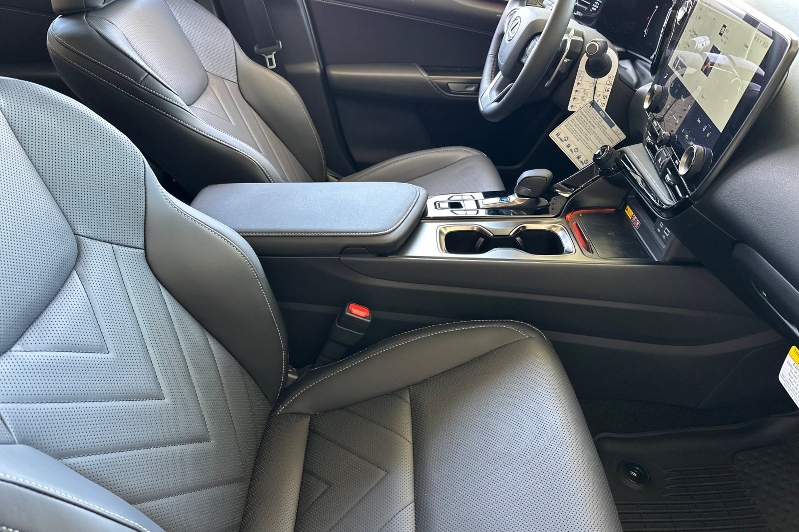 Used 2026 Lexus NX 450h+ AWD w/ Accessory Package (2T) image 22