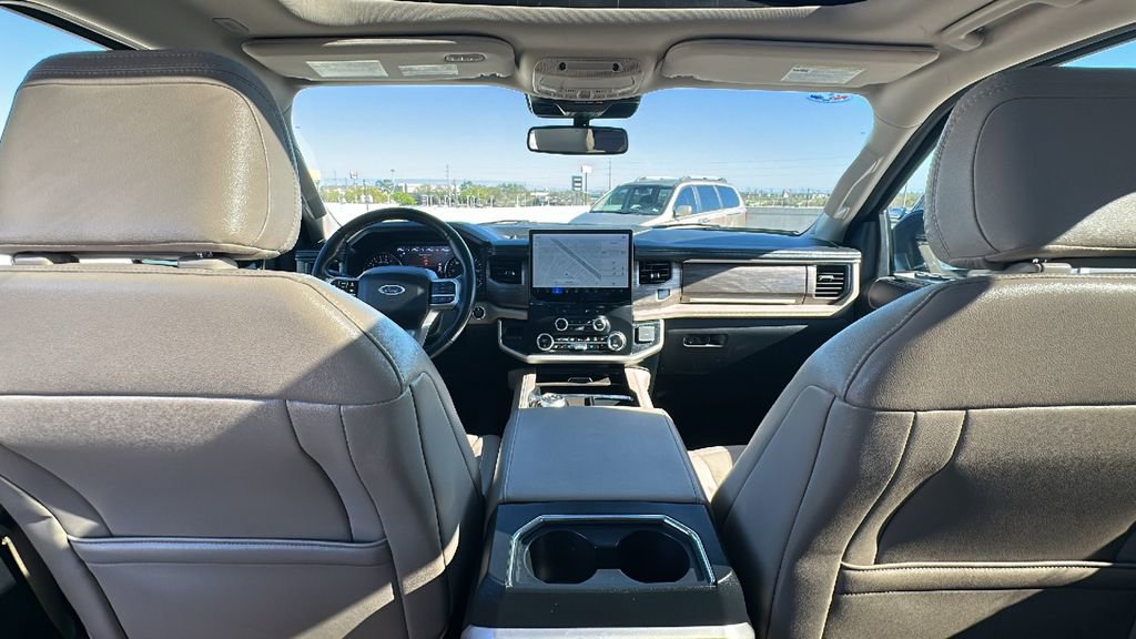 Used 2024 Ford Expedition Max Limited image 29