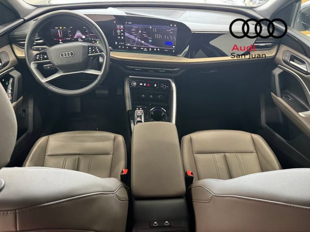 Used 2025 Audi Q5 Premium w/ Convenience Package AWD/4WD image 26