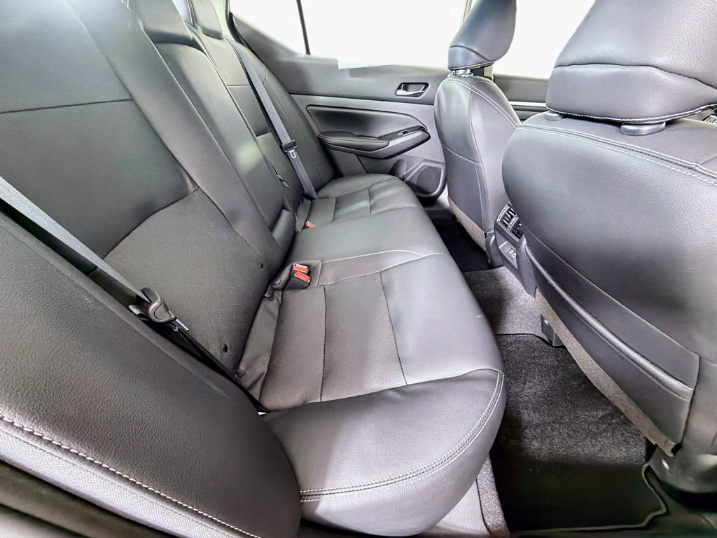 Used 2024 Nissan Altima 2.5 SL FWD image 28