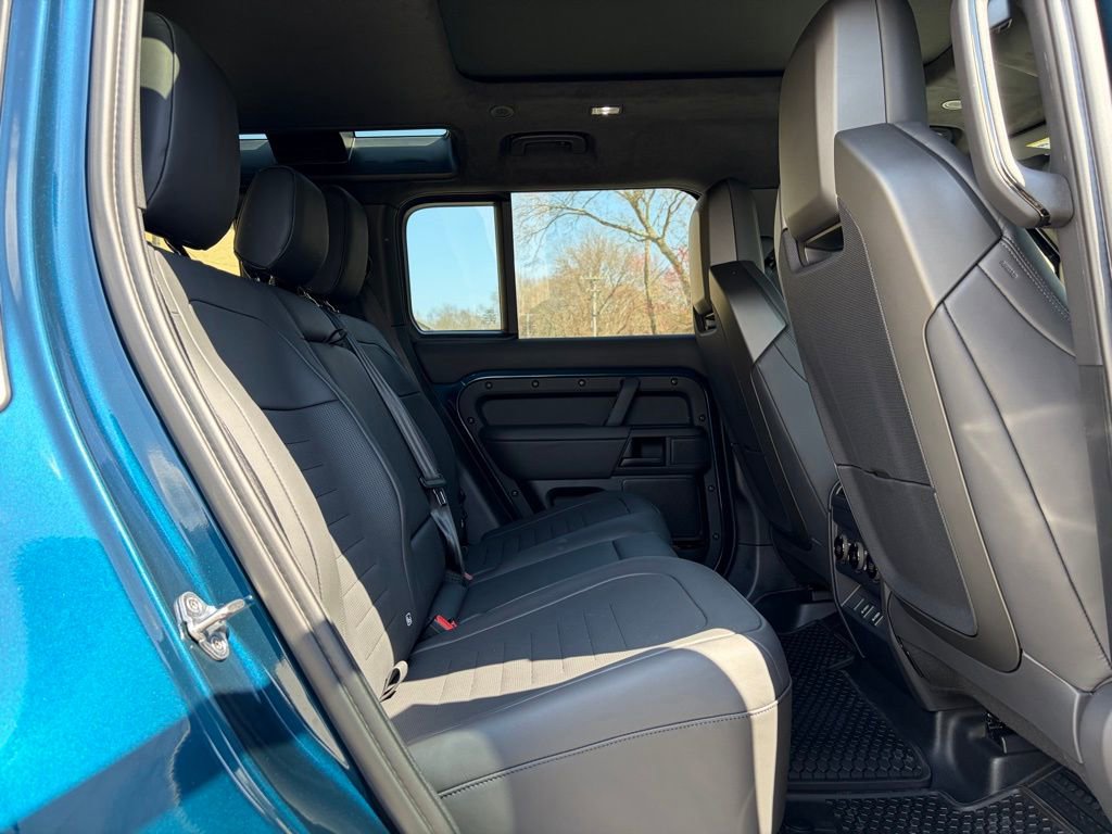 New 2026 Land Rover Defender 110 image 17