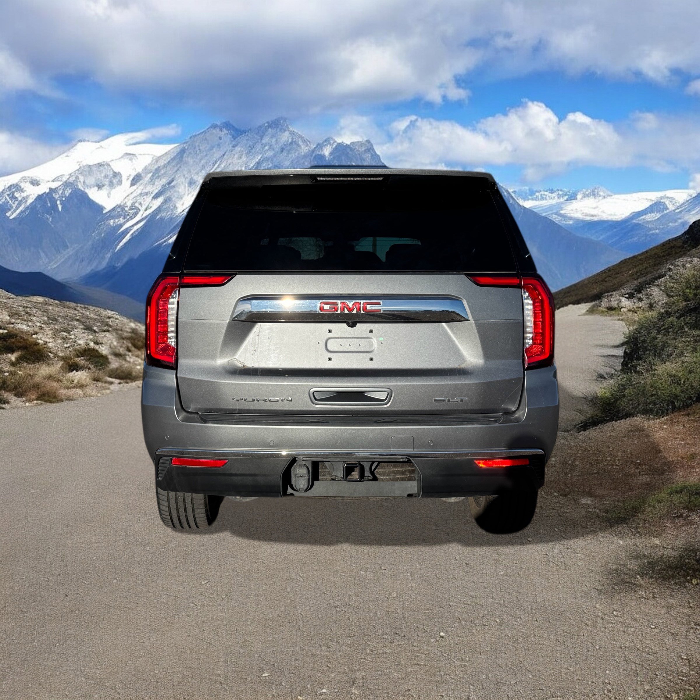 Used 2021 GMC Yukon SLT w/ Rear Media and Nav Package image 4