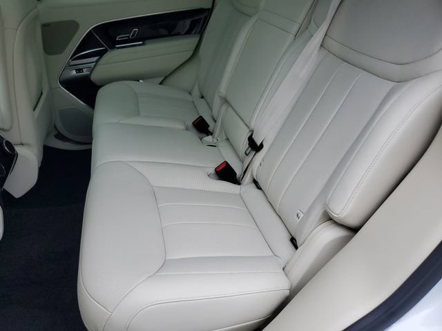 Certified 2026 Land Rover Range Rover SE AWD/4WD image 12