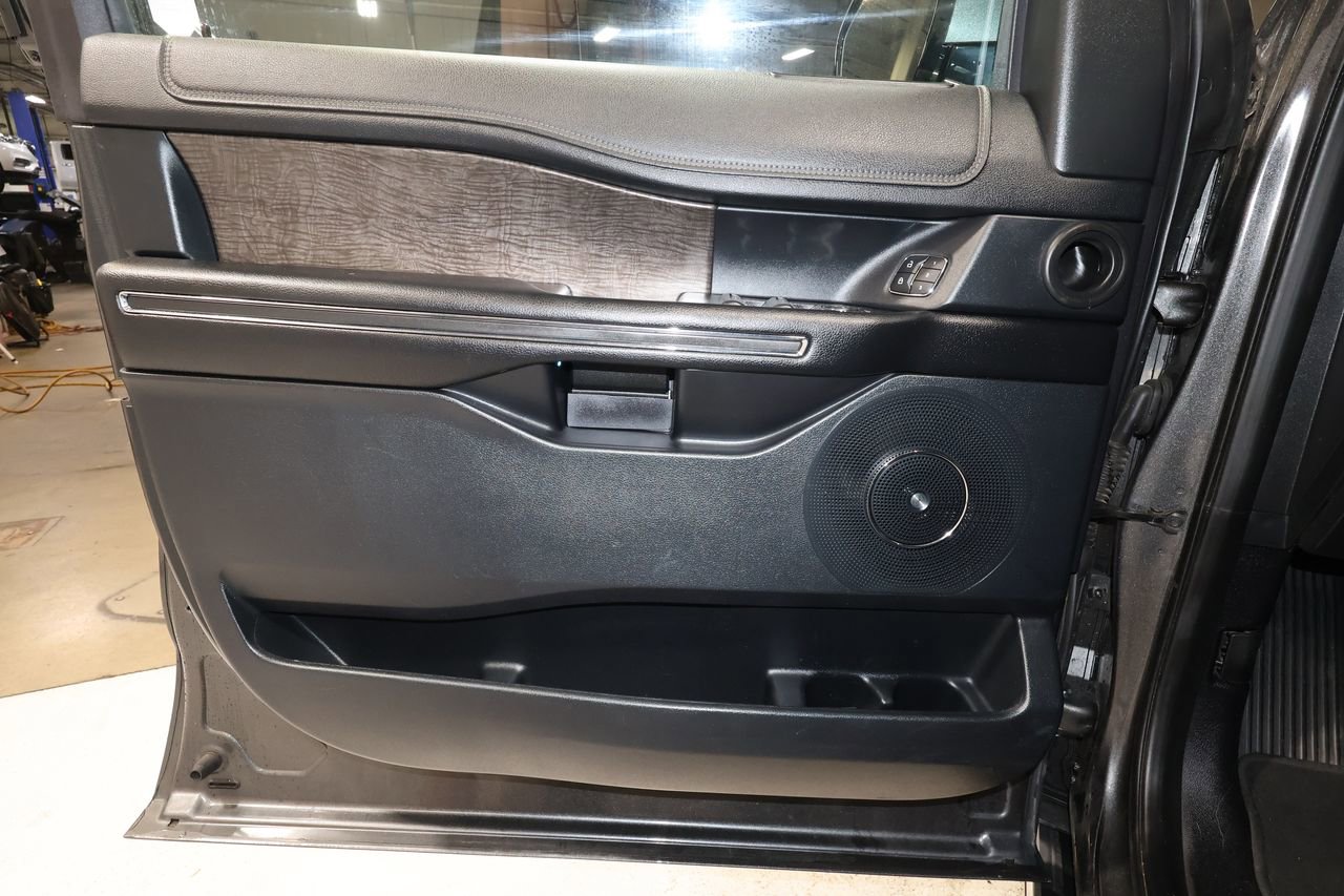 Used 2020 Ford Expedition Max Limited AWD/4WD image 13