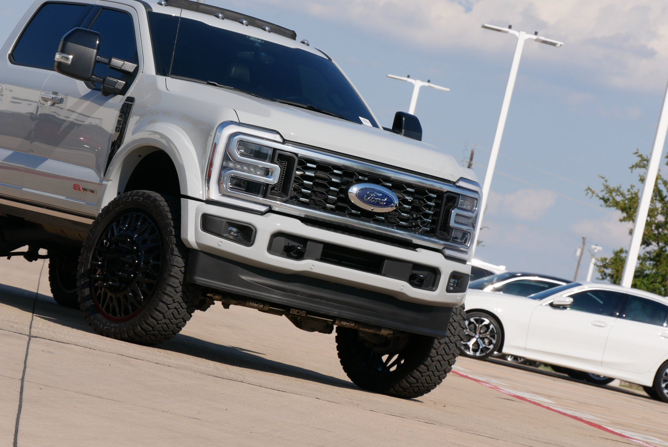Used 2025 Ford F450 Platinum w/ FX4 Off-Road Package AWD/4WD image 39
