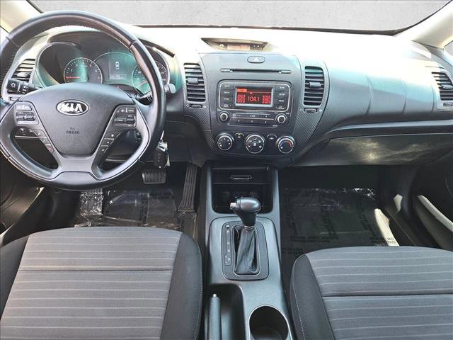 Used 2015 Kia Forte EX FWD image 19