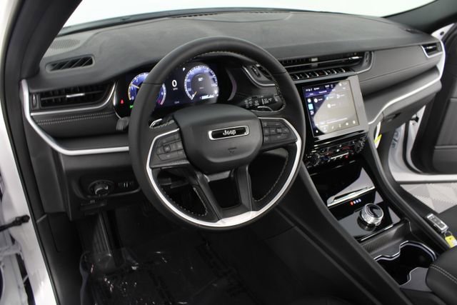 New 2026 Jeep Grand Cherokee Laredo X image 8