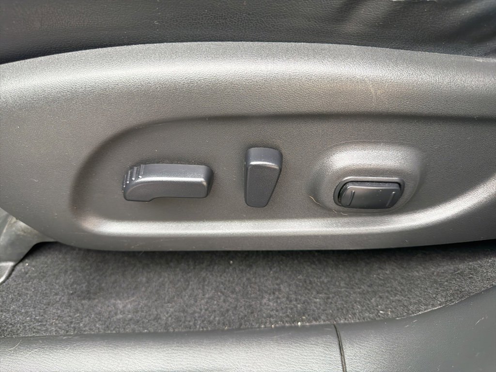 Used 2017 Nissan Pathfinder SL image 13