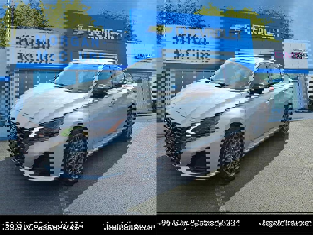 Used 2023 Nissan Altima 2.0 SR image 1