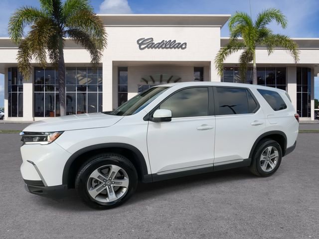 Used 2025 Honda Pilot EX-L image 7