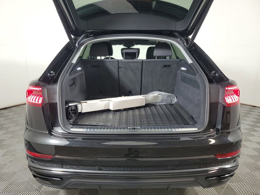Used 2023 Audi Q8 Premium Plus w/ Premium Plus Package image 9