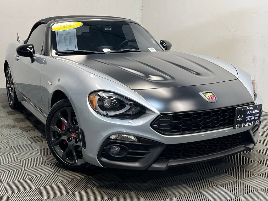 Used 2018 FIAT 124 Spider Abarth w/ Convenience Group RWD image 1